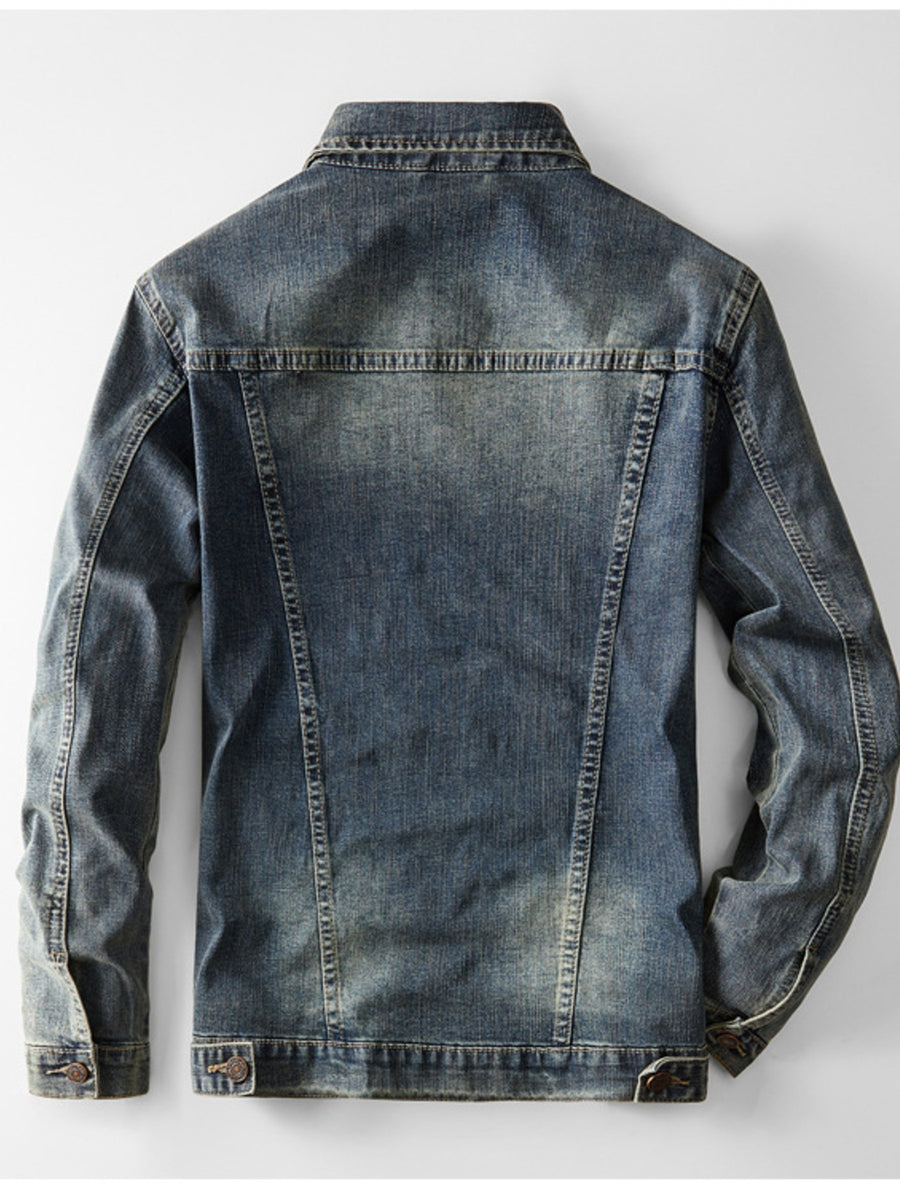 71% cotton，27 denim jacket in Dark with regular silhouette
