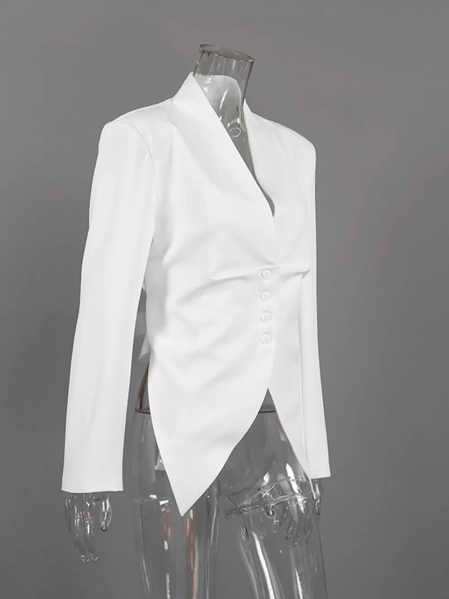 White blazer with buttoned and long sleeve