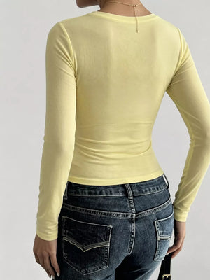 minimalist t-shirt in pale yellow with round neck