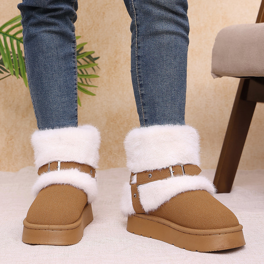 boots in Black with platform sole and ankle-length
