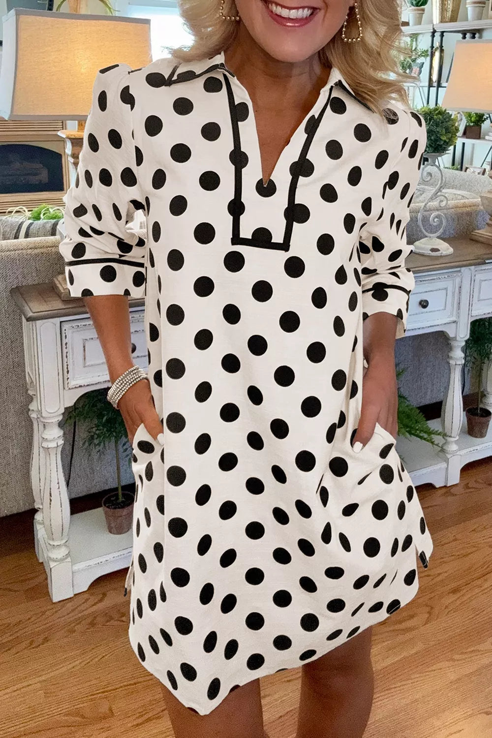 Polka Dot Half Sleeve Collar V Neck Mini Dress