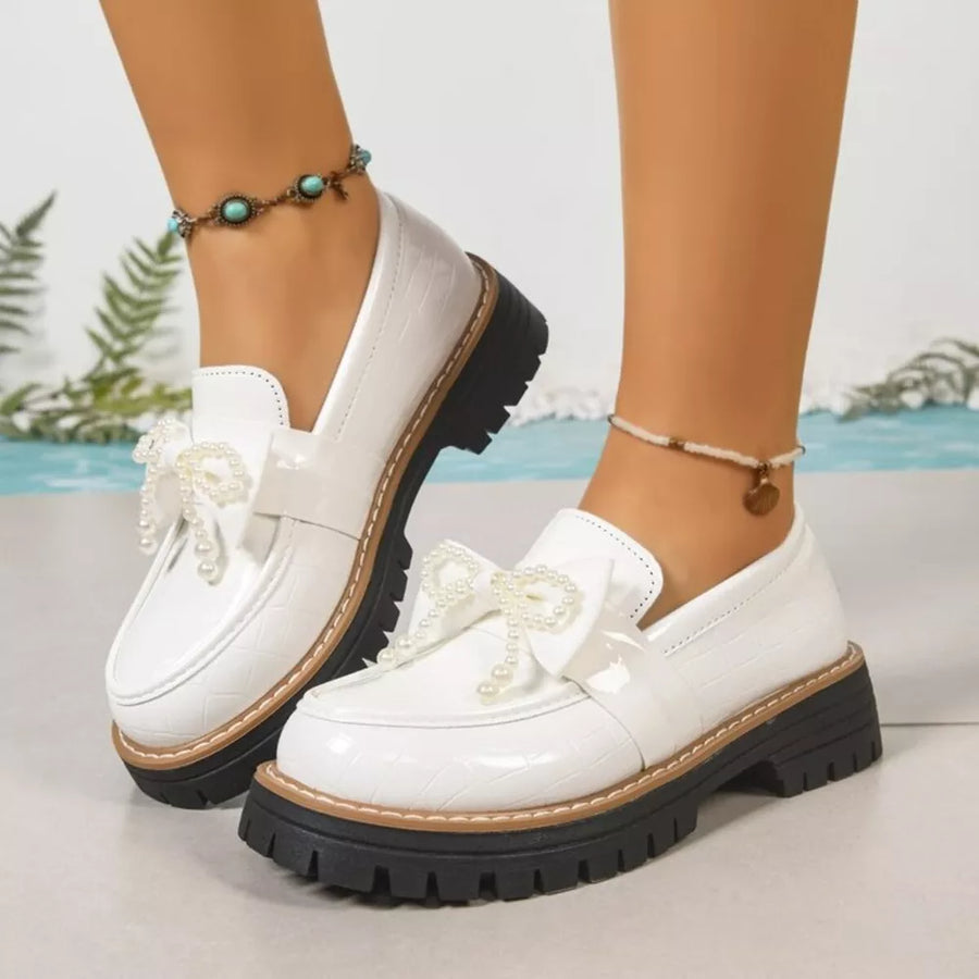 Round Toe Platform Loaferss in Black with round toe