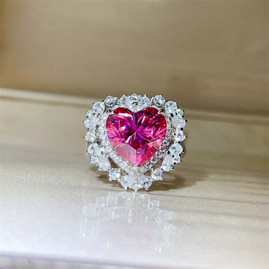 ring in silver with heart-shaped and heart-shaped stone