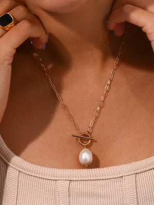 Gold necklace