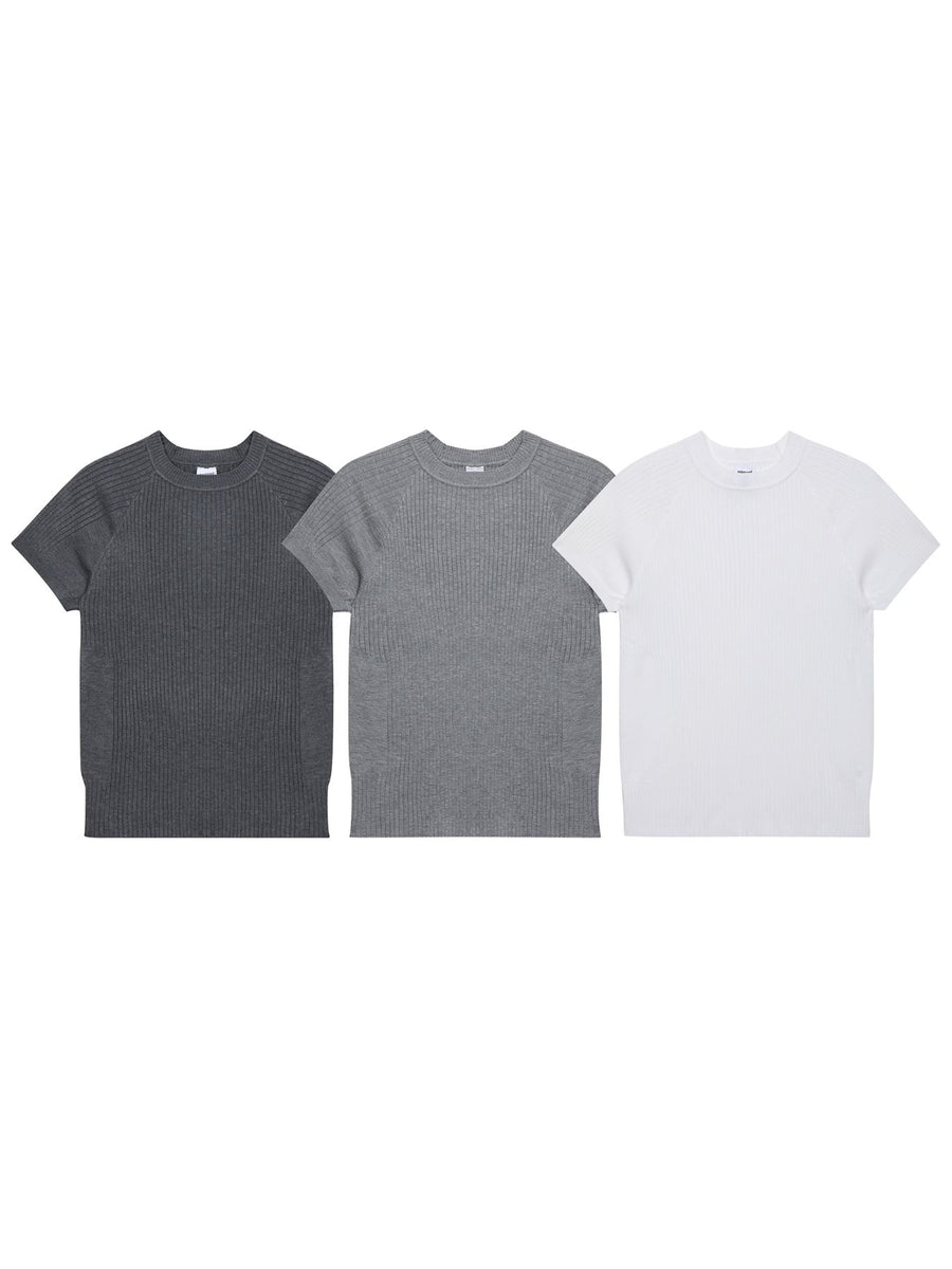 White t-shirt with hip-length and pullover