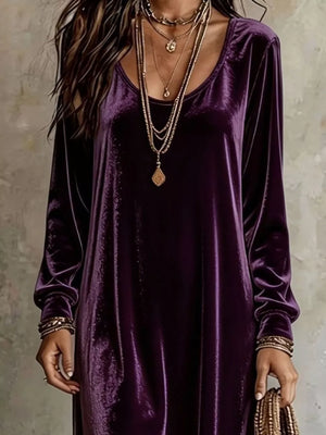 Velvet Maxi Dress With Flowy Hem in Purple