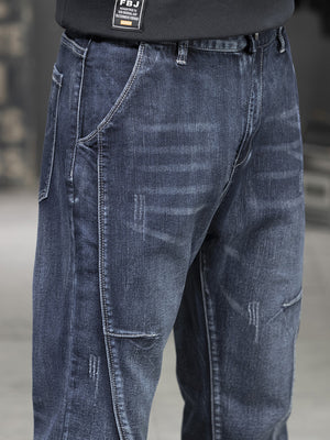 jeans in dark wash denim with pocketed and full-length