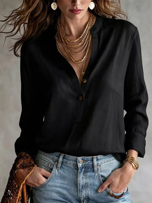 blouse in Black with buttoned and hip-length
