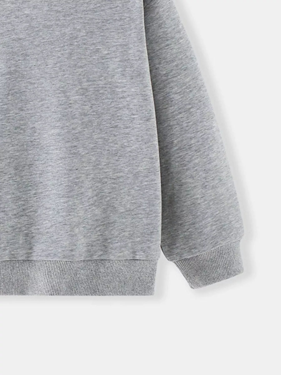Gray crew-neck sweatshirt for kids with ribbed cuffs and hem