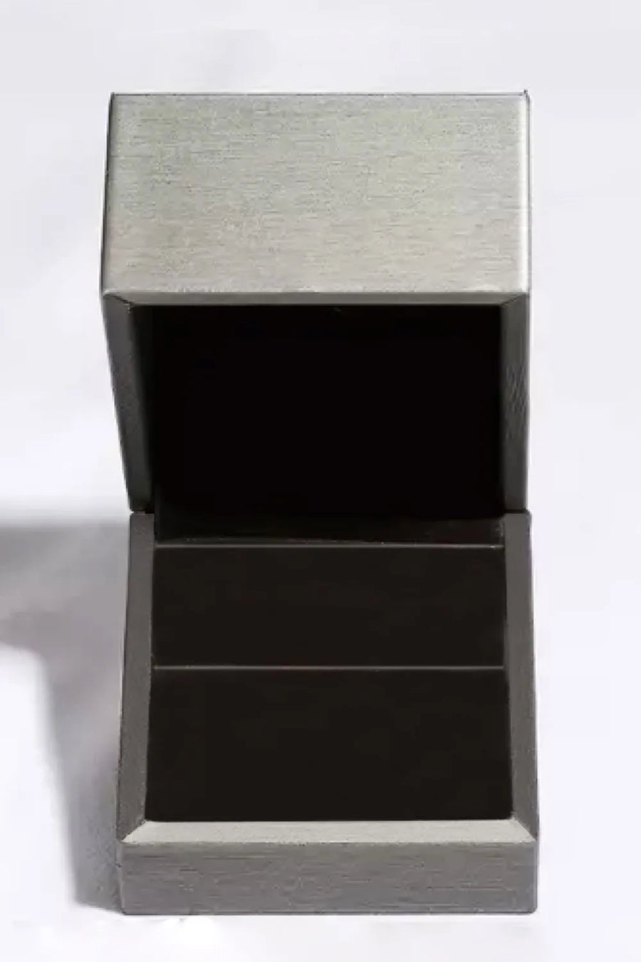 Open ring box with gray exterior and dark interior