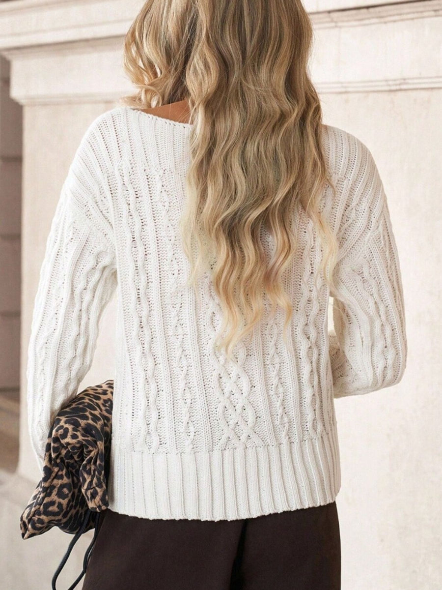 White pullover sweater with hip-length and pullover