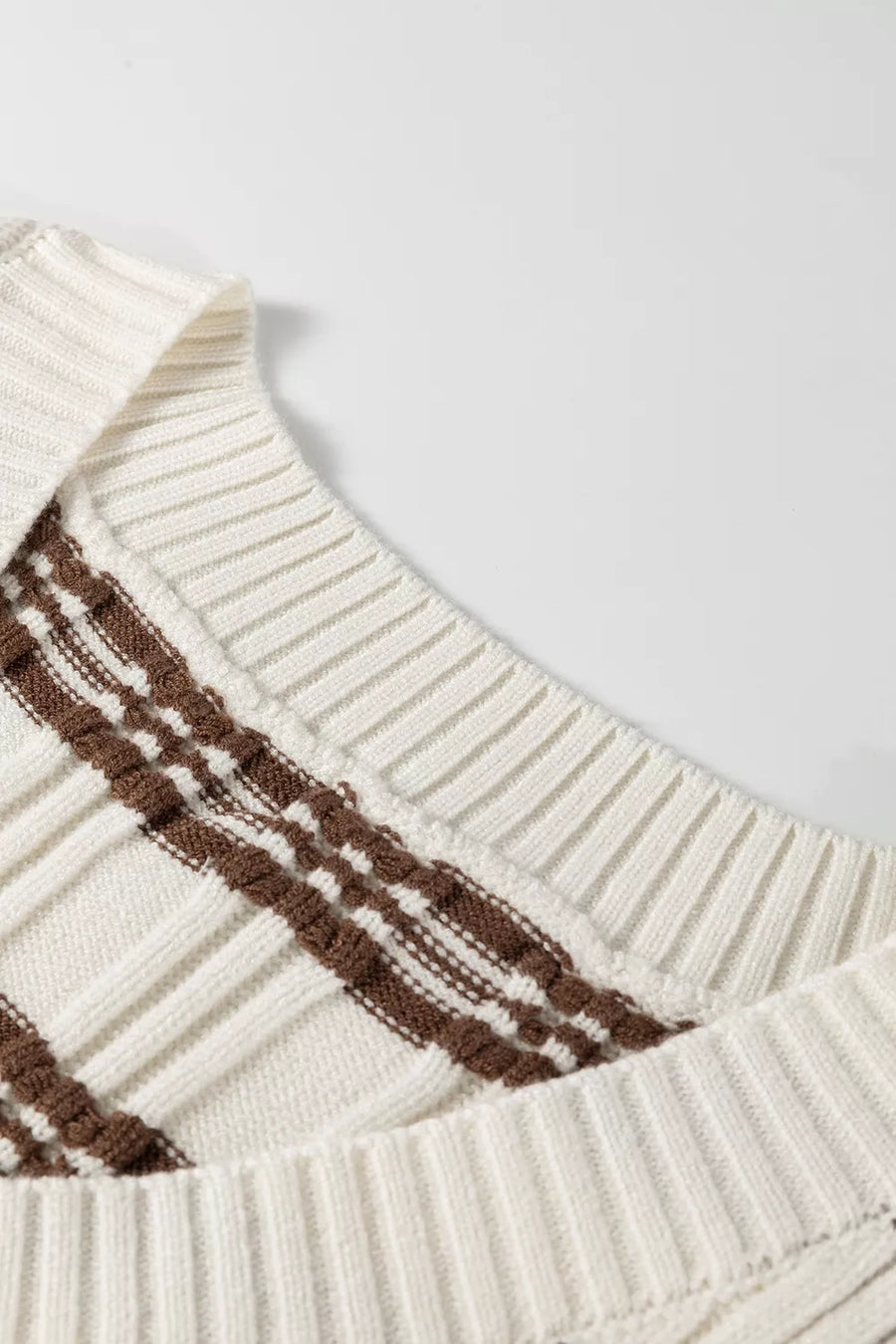Contrast Geometric Textured Knit V Neck Cropped Sweater Vest option 5