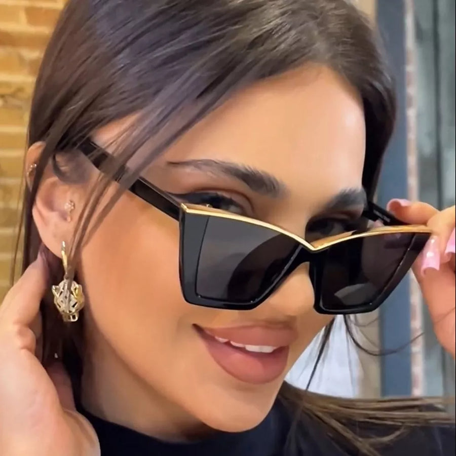 sunglasses in black