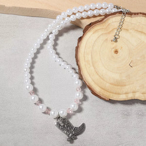 necklace in ivory featuring beaded and straight fit