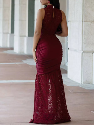 maxi dress featuring floral in Black with 100% polyester Care instructions: Machine wash cold texture