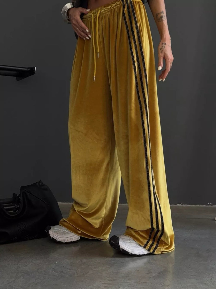 Green with Velvet Wide-leg Pants in Green
