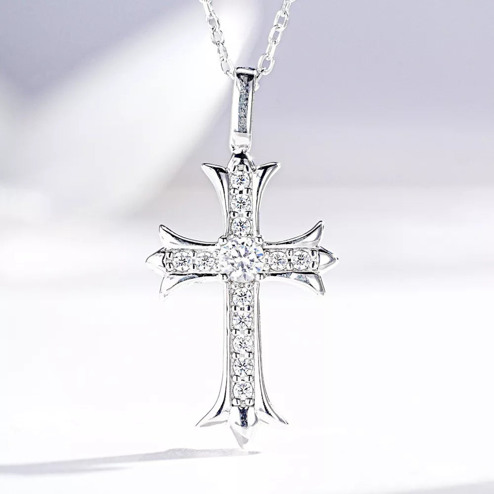 silver necklace with 15.7 inches and clasp