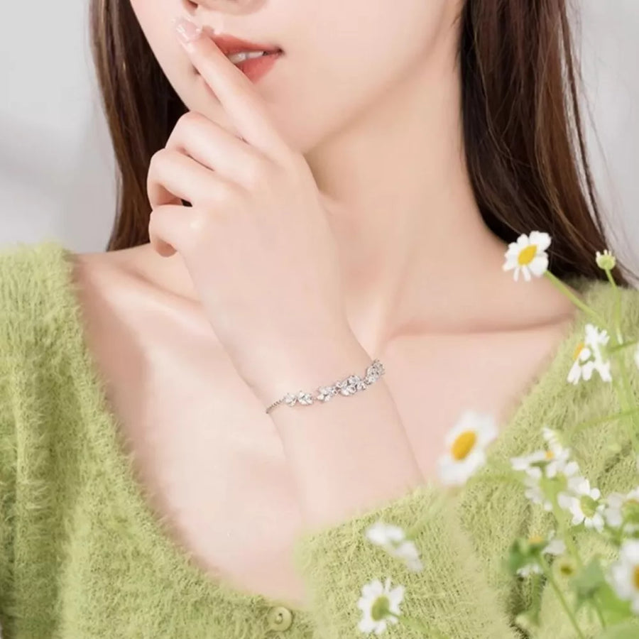 925 sterling silver,Zircon Care instructions: Avoid wearing during exercise, as bracelet in Silver with fitted silhouette