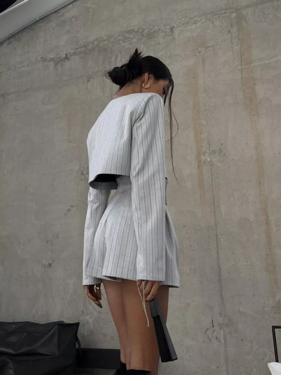 Pinstripe Cropped Blazer And Pleated Shorts Set option 5
