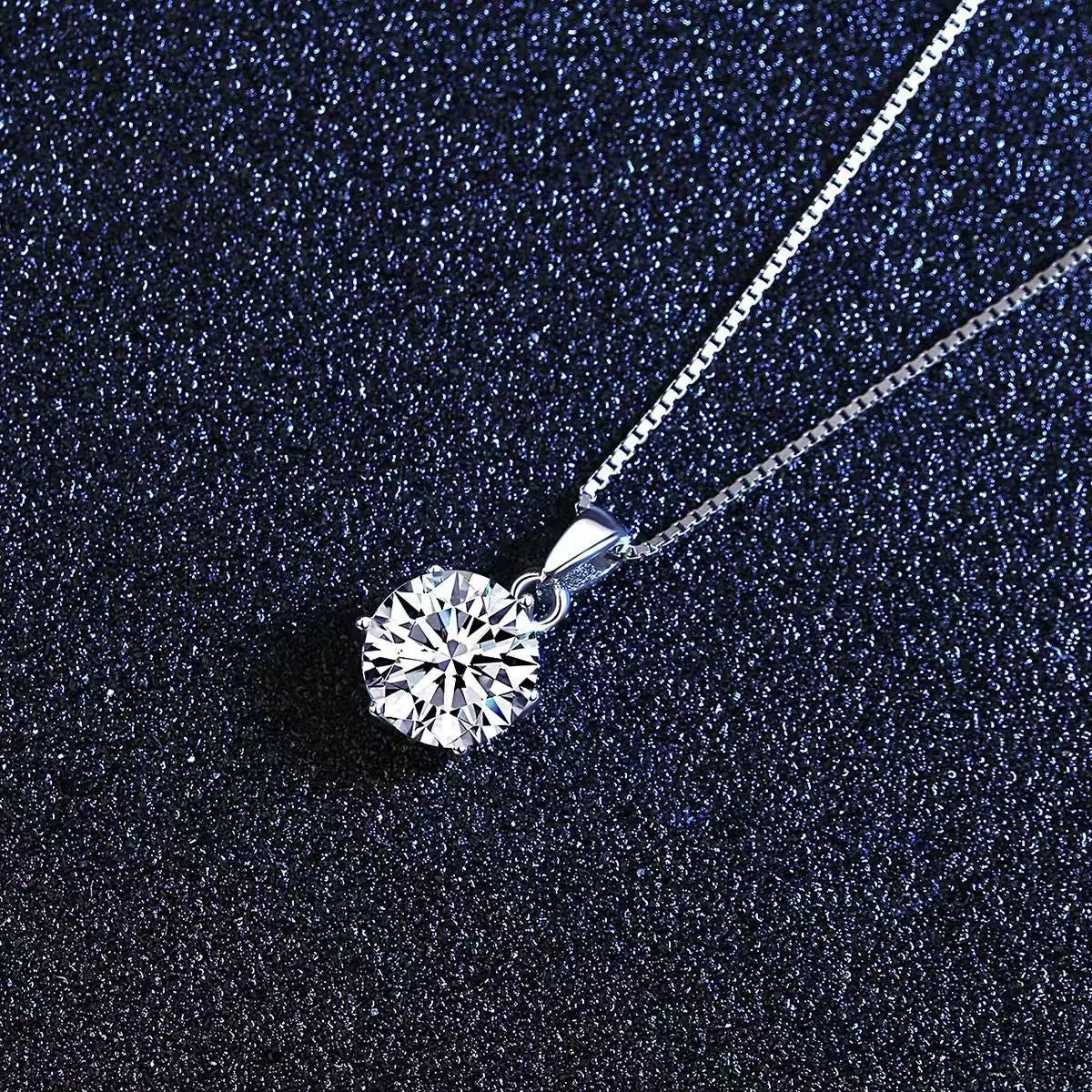 925 sterling silver,Moissanite Carat weight: 1CT Care instructions: Avoid wearin necklace in clear with straight silhouette