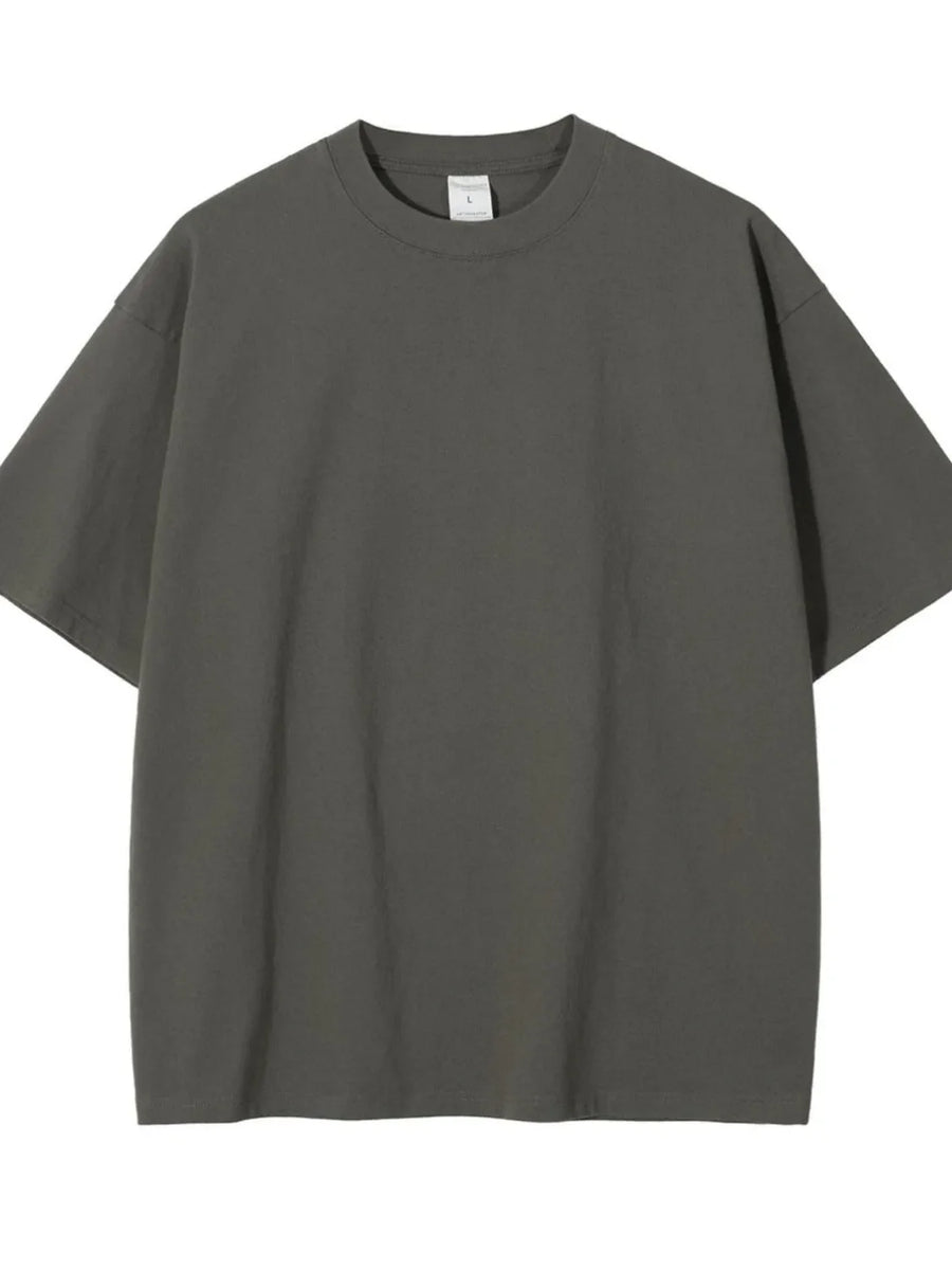 Oversized crewneck tee in gray with a relaxed fit and short sleeves.