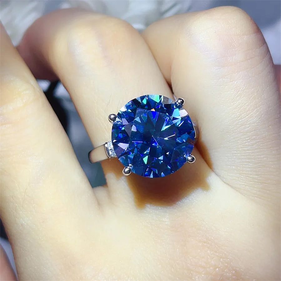 925 sterling silver,Moissanite Care instructions: Avoid wearing during exercise, Jewelry Set in Royal Blue with straight