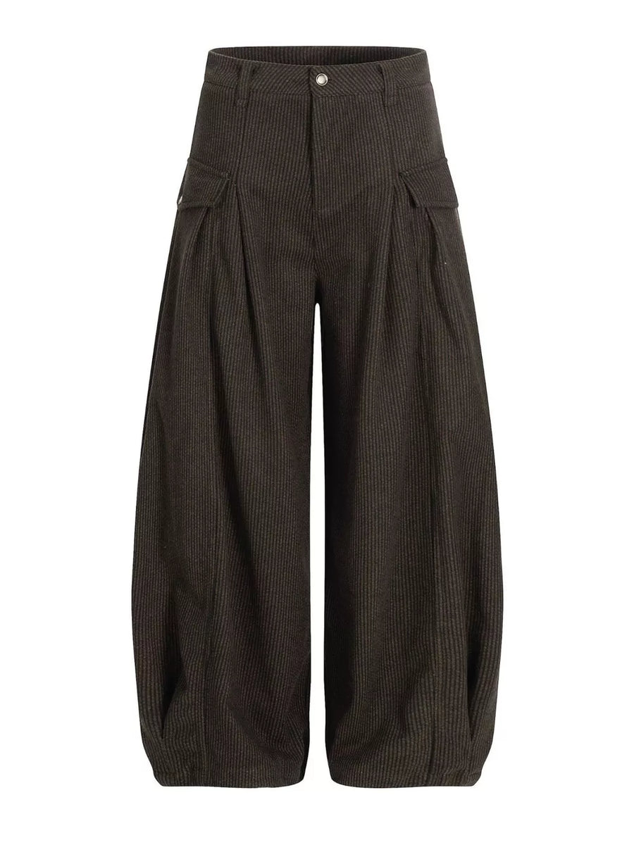 Brown corduroy wide-leg pleated sweatpants with cargo pockets