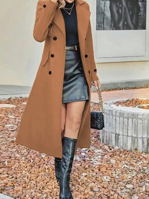 Red trench coat with buttoned and long sleeve
