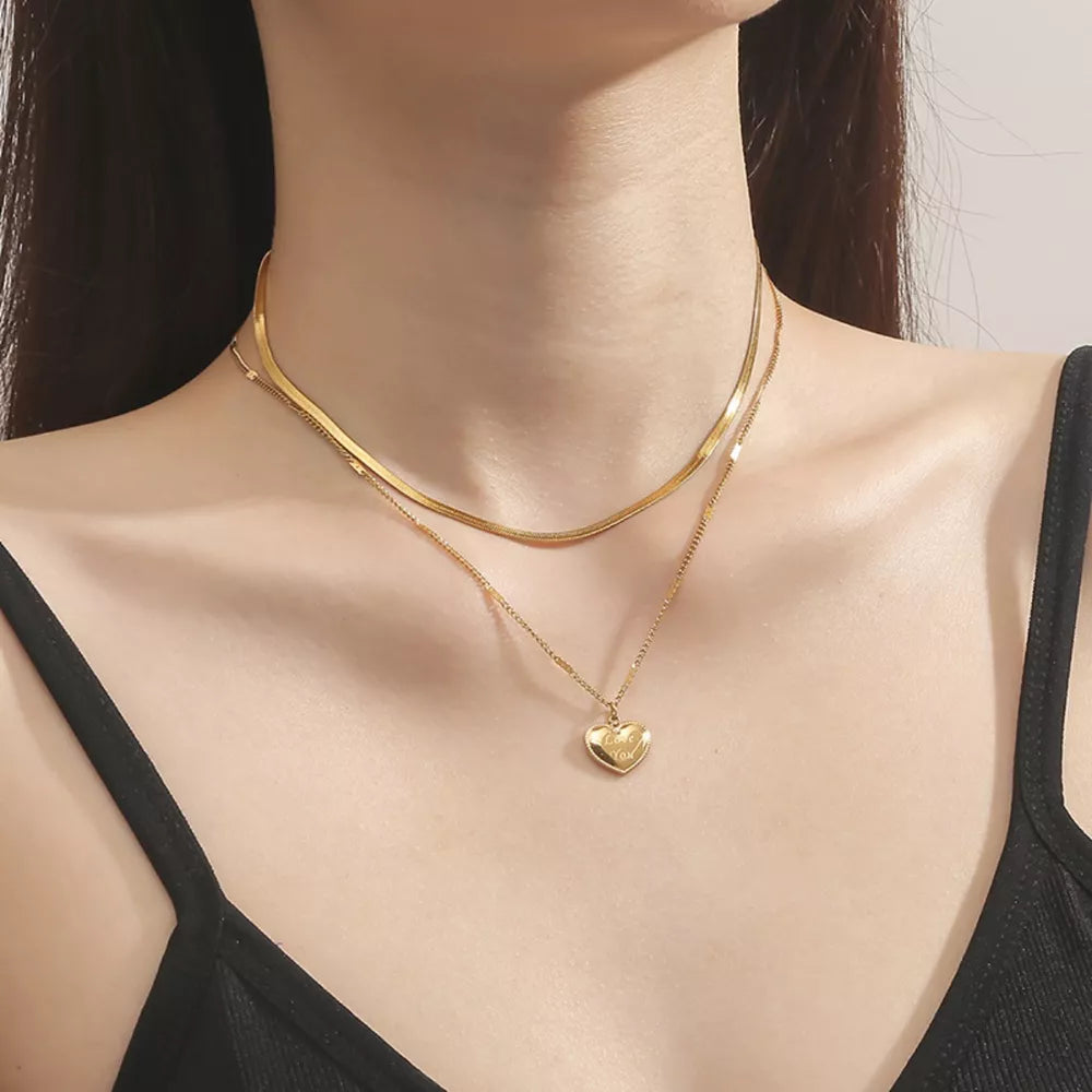 necklace in gold featuring double layered and layered fit