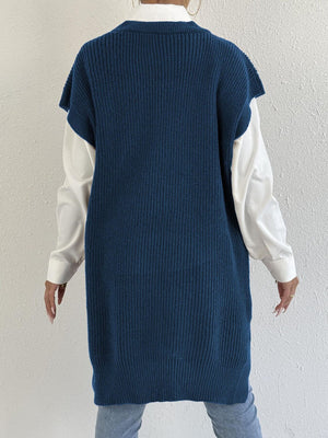 Oversized V-Neck Sweater Vest in Black