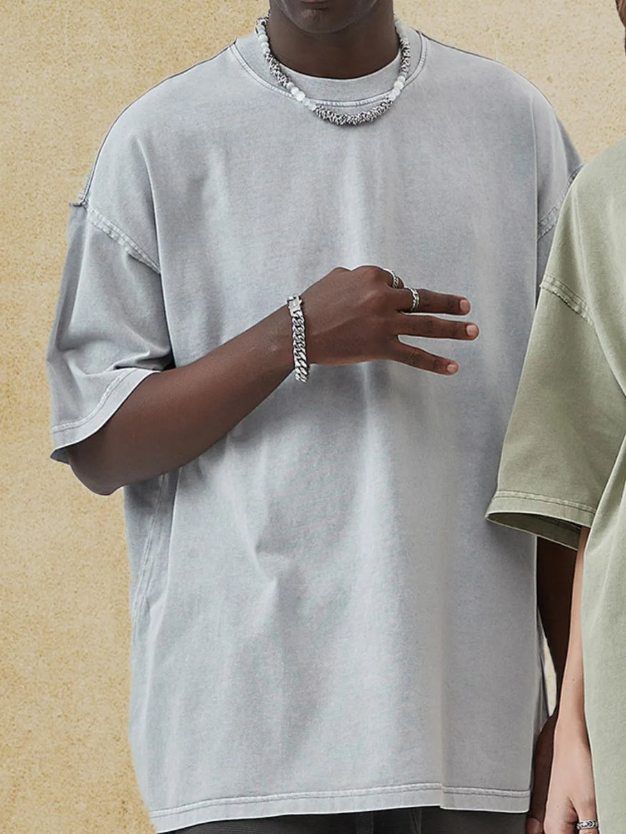 Washed cotton boxy tee in gray with crew neck and short sleeves.