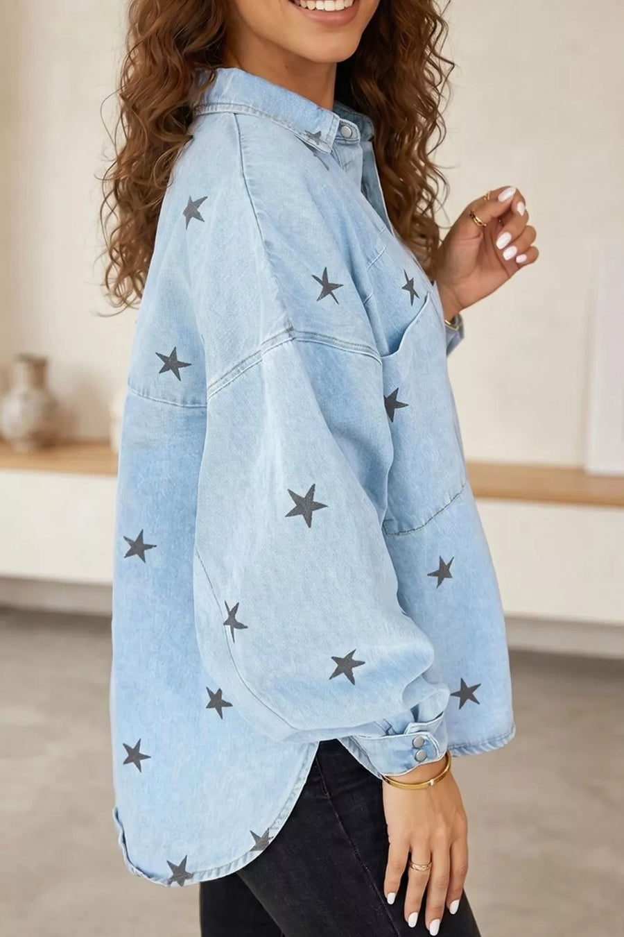 Light Wash Star Print Denim Jacket in Light Blue