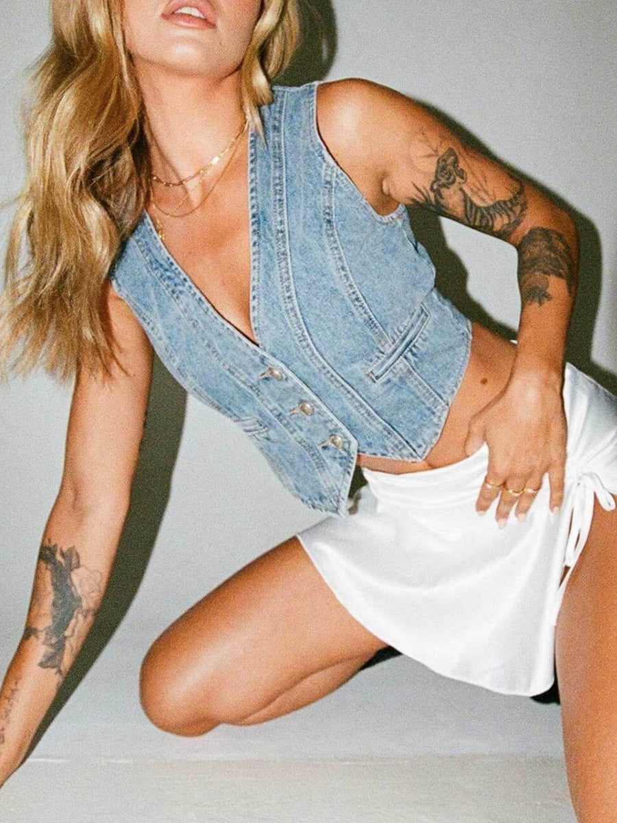 Chic V-neck denim vest with button-up front and cropped length