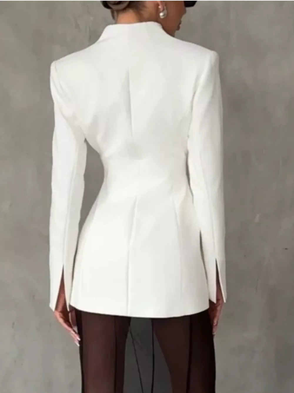 100% polyester Care instructions: Machine wash cold blazer in White with slim silhouette