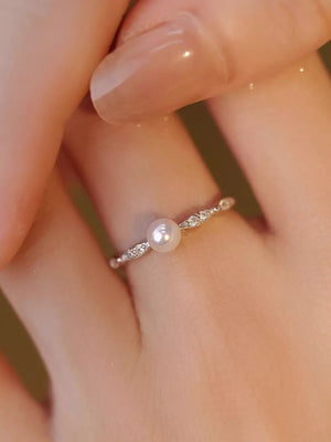 Synthetic Pearl, 925 sterling silver, Zircon Care instructions: Avoid wearing du ring in white with n/a silhouette