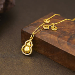 18k Gold-plated Gourd Pendant Necklace in gold with 18K gold-plated