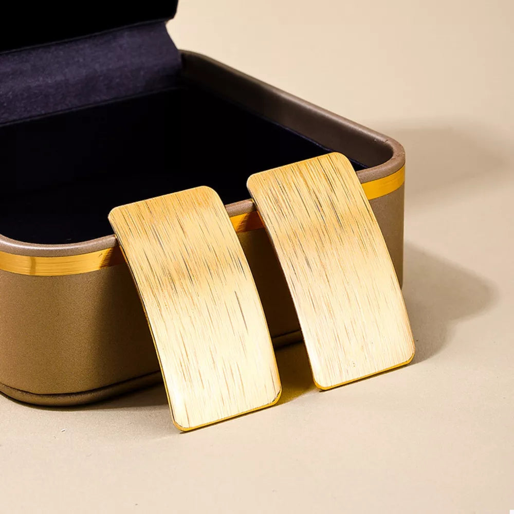 earrings in gold featuring gold-plated and geometric fit