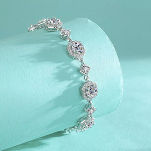 silver bracelet with wrist-length and clasp