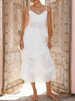 White eyelet lace cami set with tiered skirt and v-neckline