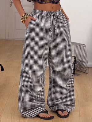 High-waisted Gingham Wide-leg Pants in Black with drawstring waist