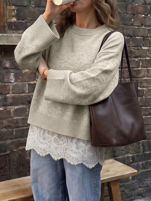 Beige crewneck sweater with waist-length and pullover