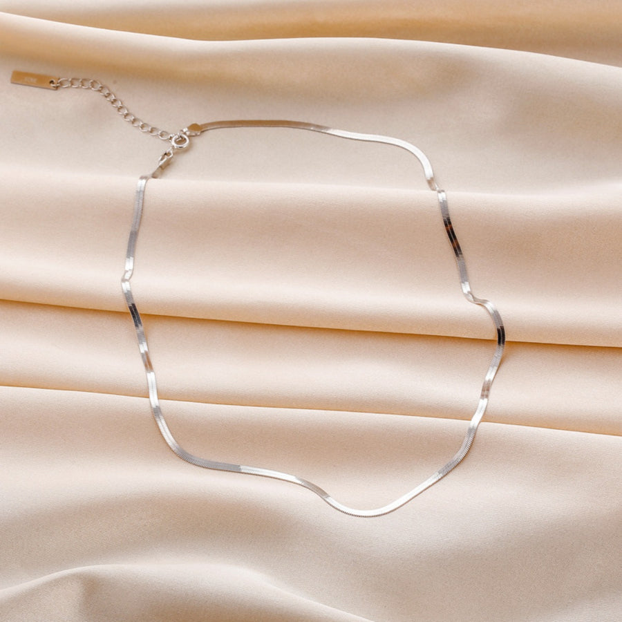 necklace in Silver with adjustable length and collar length