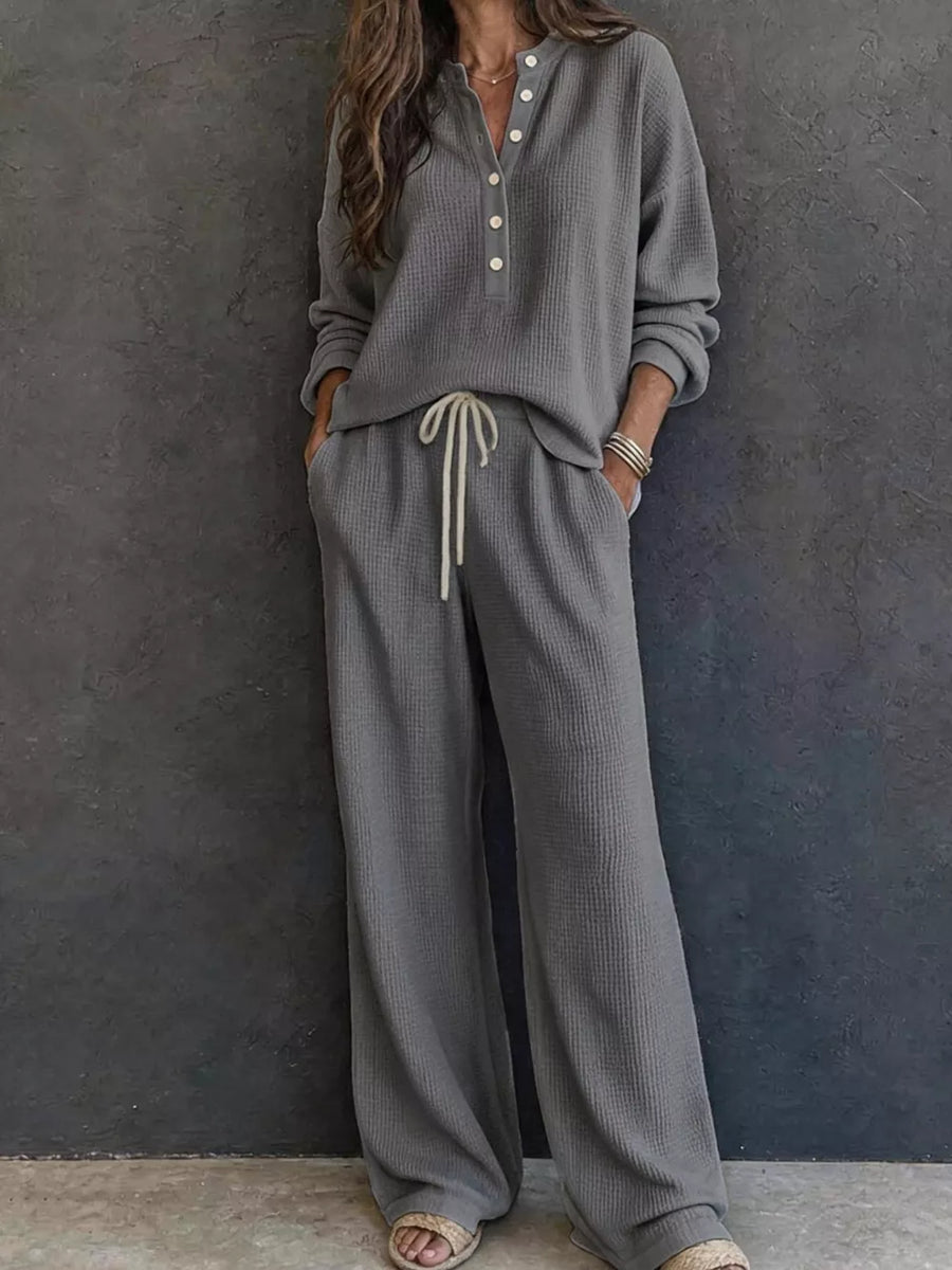lounge set in Dusty Pink with waffle-knit and hip-length, full-length