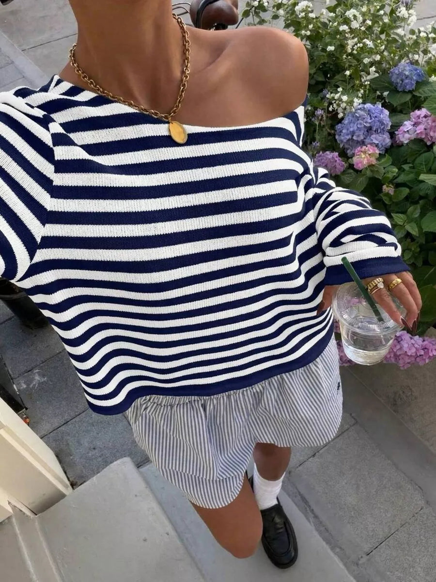 t-shirt featuring striped in Khaki with 65% polyester, 30% viscose, 5% elastane Care instructions: Machine wash cold texture