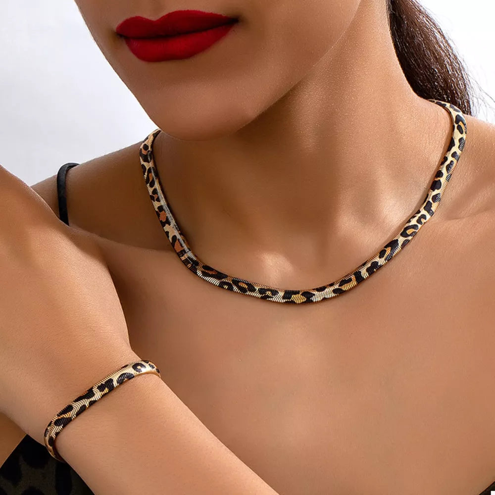 black jewelry set with leopard-print and not applicable