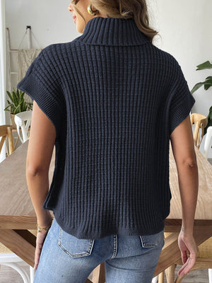 sweater vest in Grey