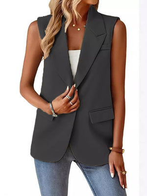 classic vest in White with notch lapel