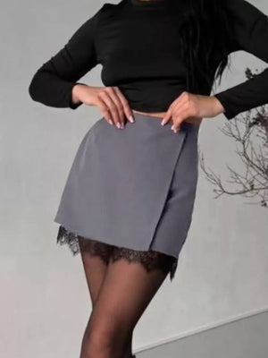 High-waisted Lace Hem Skort in black with lace