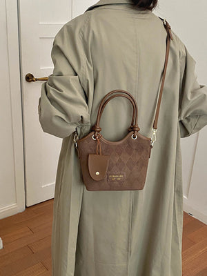crossbody bag in Brown with quilted and small