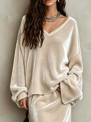 100% polyester Care instructions: Machine wash cold blouse in White with relaxed silhouette